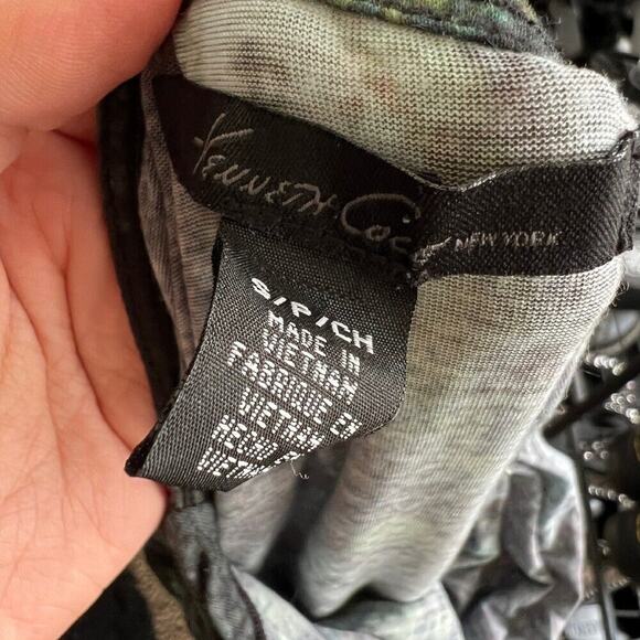 SOLD OUTTT - Picture 4 of 4